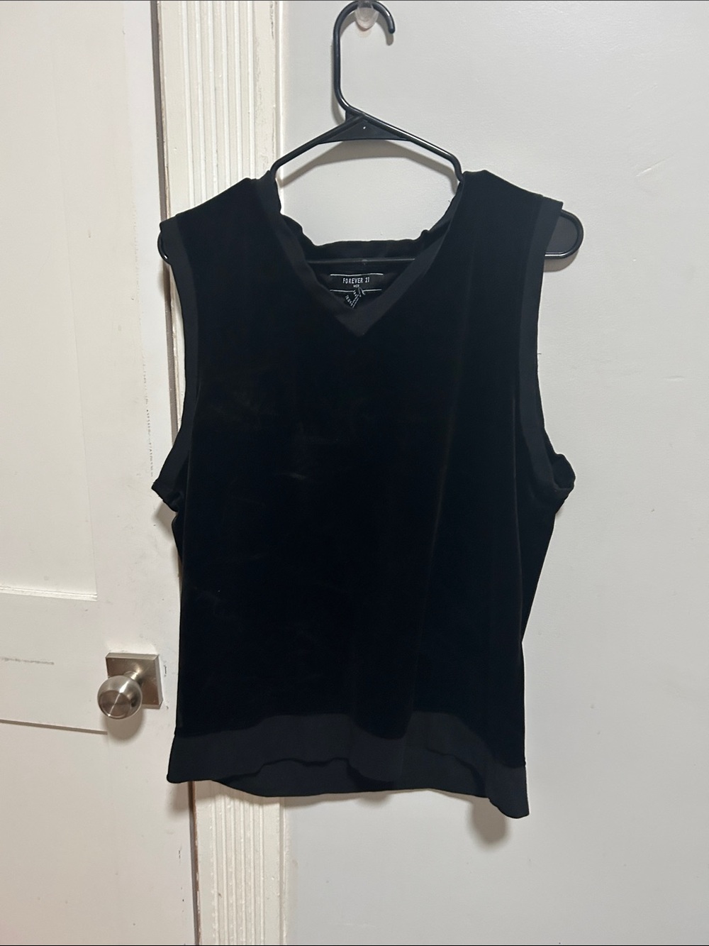 Forever 21 Black Velvet V-Neck Sleeveless Tank